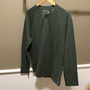 Faherty Dark Green Long-Sleeve Henley